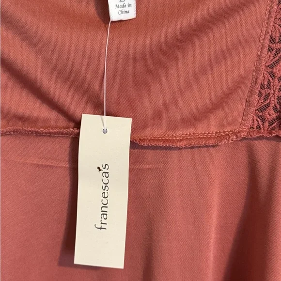 NWT- Francesca’s Lace Dress with Long Flowy Sleeves - Salmon Rose Color - Size L - Picture 7 of 11
